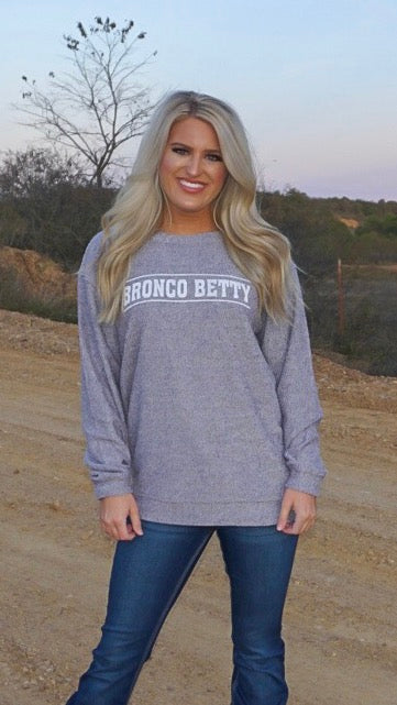 The Betty Pullover- Heather Purple